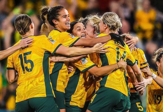 B体育体育网页版登录入口-包含法国U女足逆袭擒下德国，晋级欧洲冠军赛四强的词条