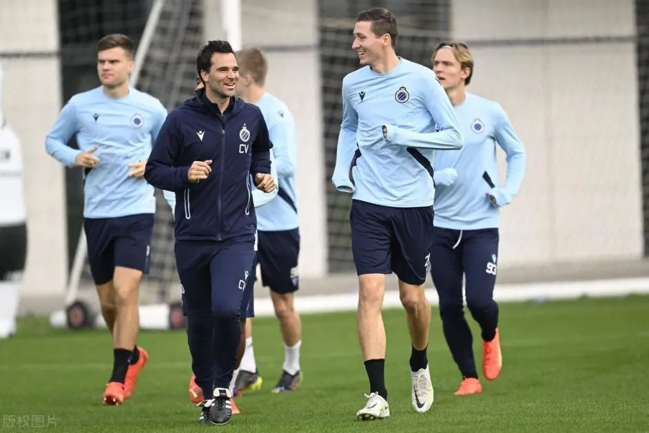 荷兰队实力碾压奥地利，豪取六连胜！