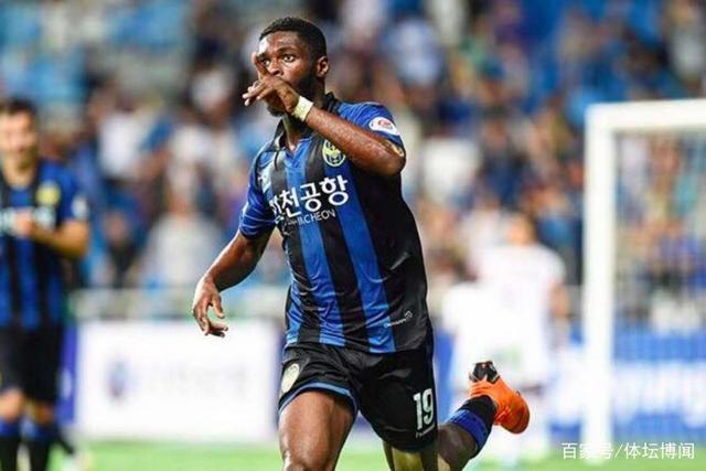 短兵相接！球队彼此拼力争胜